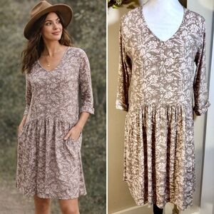 Garnet Hill Taupe Floral Drop Waist  Dress 3/4 Sleeves Pockets Size 6💛
